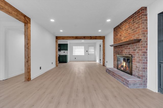 2999 WOFFINGTON LN, Germantown, TN 38138