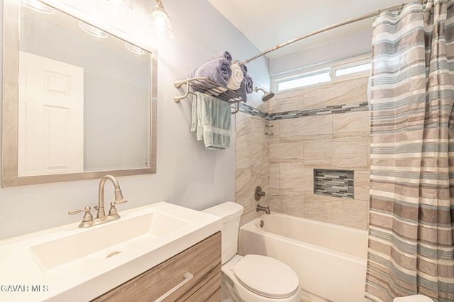 8957 E Avenue T-10, Littlerock, CA 93543