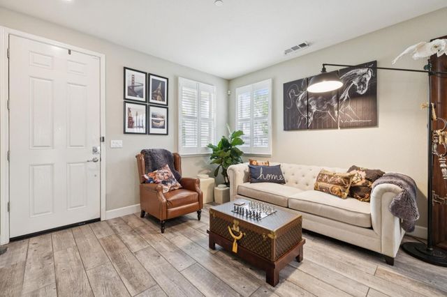 100 Crestview Circle, Daly City, CA 94015