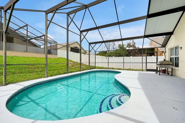 816 KNIGHTSBRIDGE CIRCLE, Davenport, FL 33896
