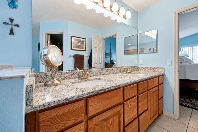 816 KNIGHTSBRIDGE CIRCLE, Davenport, FL 33896