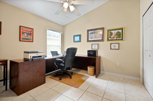 816 KNIGHTSBRIDGE CIRCLE, Davenport, FL 33896