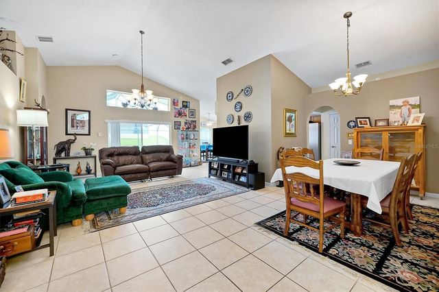816 KNIGHTSBRIDGE CIRCLE, Davenport, FL 33896