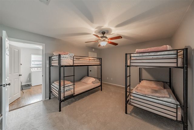 2872 winterhaven, Hurst, TX 76054