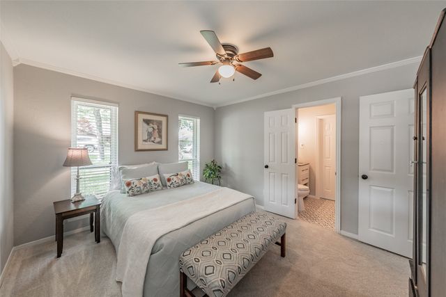 2872 winterhaven, Hurst, TX 76054