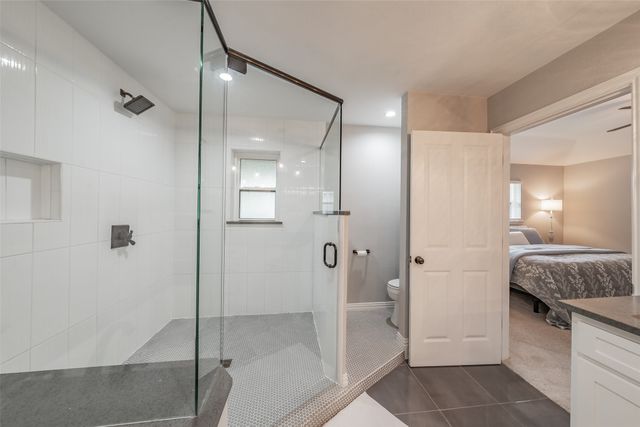 2872 winterhaven, Hurst, TX 76054