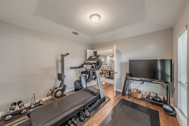 2872 winterhaven, Hurst, TX 76054