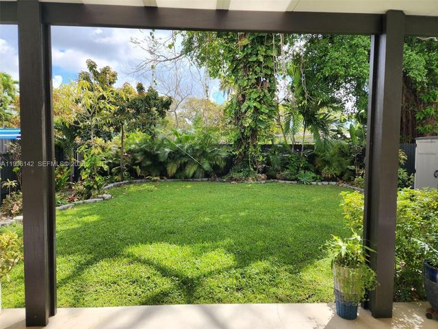 1411 SW 66th Ave B, West Miami, FL 33144