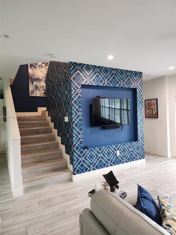 1411 SW 66th Ave B, West Miami, FL 33144