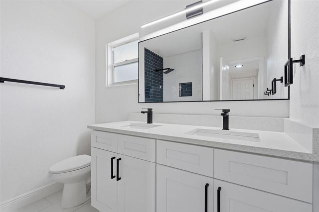 5347 30TH AVENUE N, St Petersburg, FL 33710