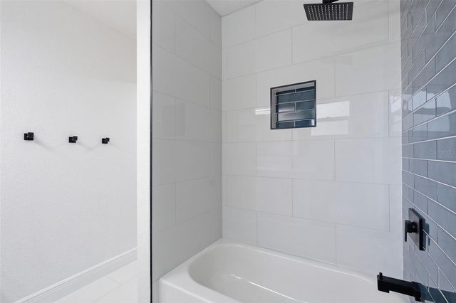 5347 30TH AVENUE N, St Petersburg, FL 33710