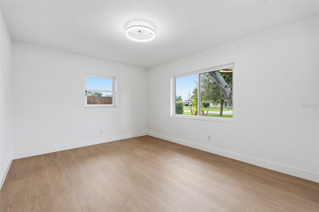 5347 30TH AVENUE N, St Petersburg, FL 33710