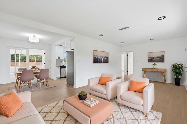 5347 30TH AVENUE N, St Petersburg, FL 33710