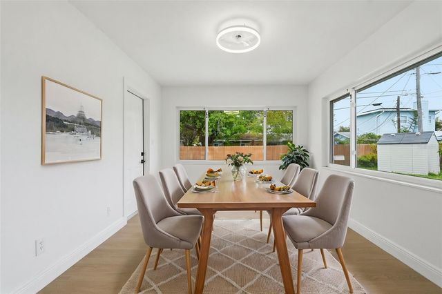 5347 30TH AVENUE N, St Petersburg, FL 33710