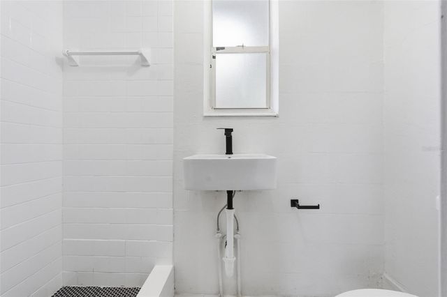 5347 30TH AVENUE N, St Petersburg, FL 33710