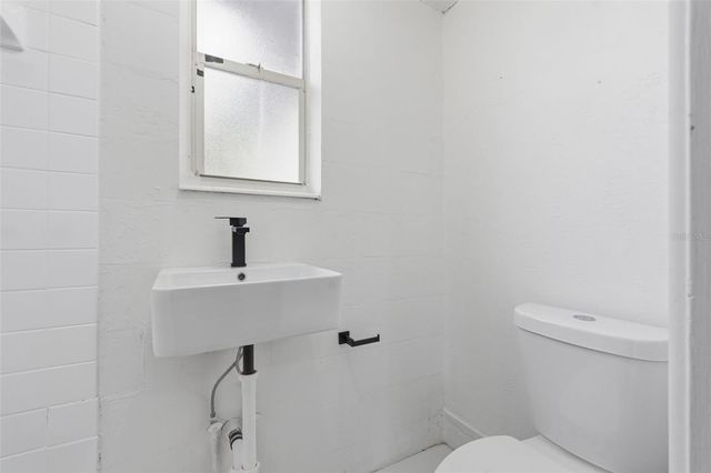 5347 30TH AVENUE N, St Petersburg, FL 33710