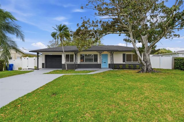 5347 30TH AVENUE N, St Petersburg, FL 33710