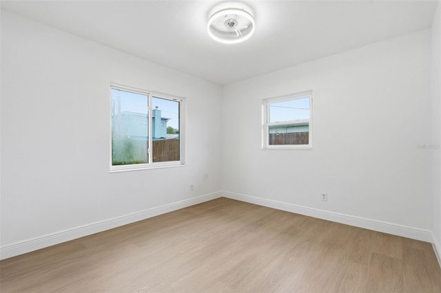 5347 30TH AVENUE N, St Petersburg, FL 33710