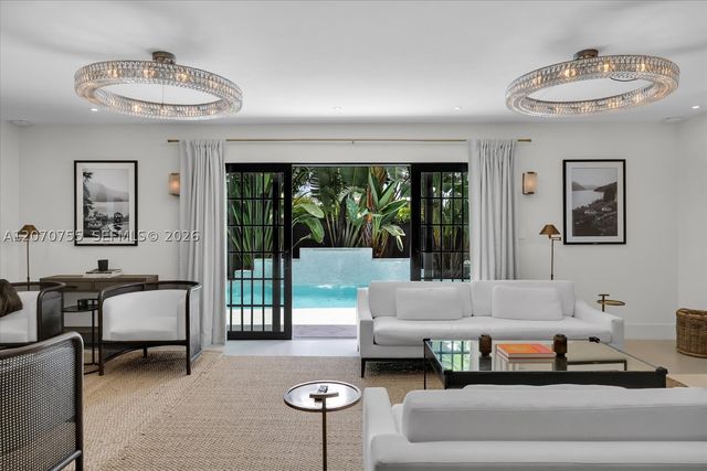 287 Palm Ave, Miami Beach, FL 33139