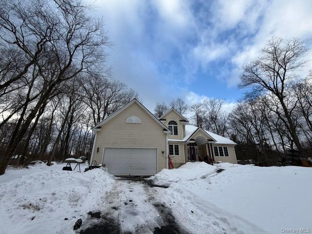 535 Creek Road, Poughkeepsie, NY 12601