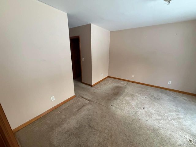 535 Creek Road, Poughkeepsie, NY 12601