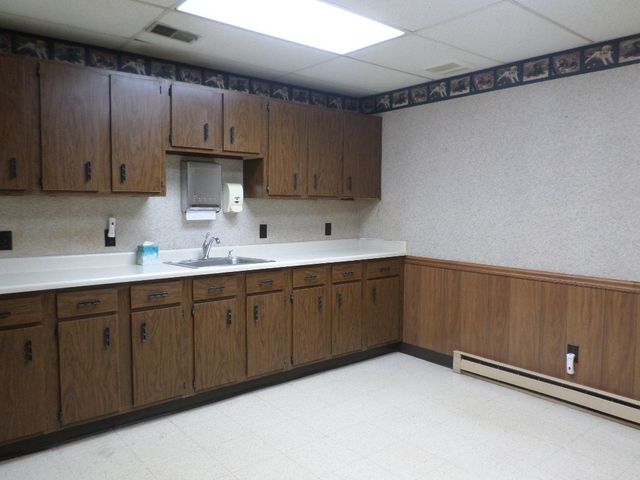 8465 PEACH Street, Erie, PA 16509