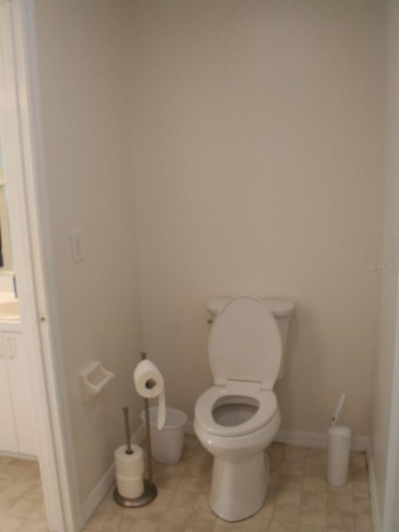 Image 17 of property listing at 130 WOOD RIDGE TRAIL, Sanford, FL 32771