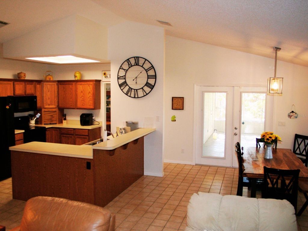 Image 19 of property listing at 130 WOOD RIDGE TRAIL, Sanford, FL 32771