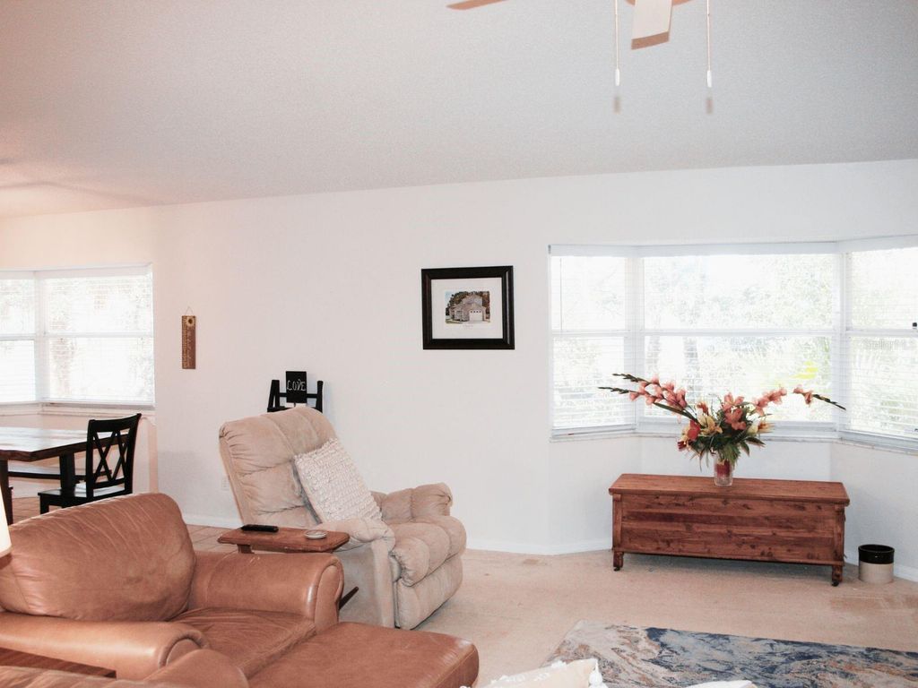 Image 21 of property listing at 130 WOOD RIDGE TRAIL, Sanford, FL 32771