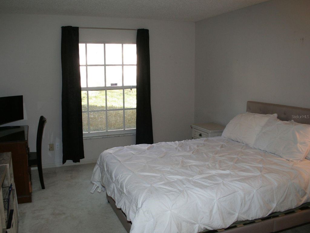 Image 28 of property listing at 130 WOOD RIDGE TRAIL, Sanford, FL 32771