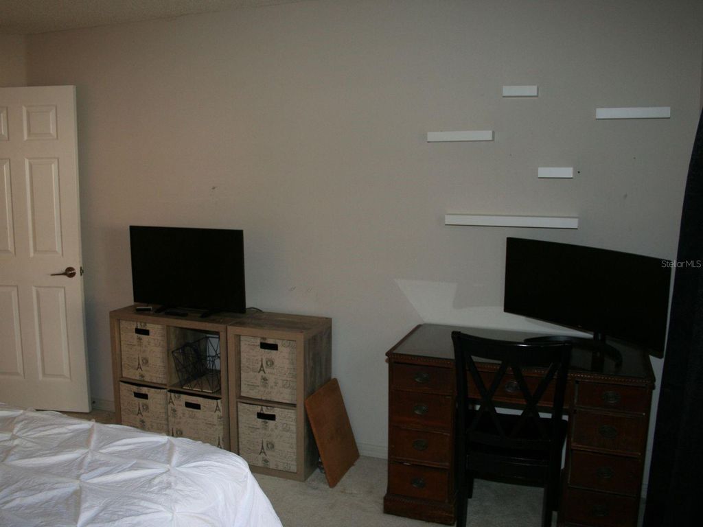 Image 29 of property listing at 130 WOOD RIDGE TRAIL, Sanford, FL 32771