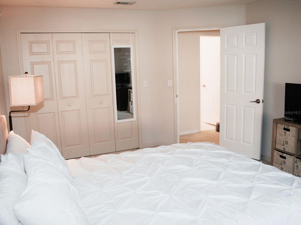 Image 30 of property listing at 130 WOOD RIDGE TRAIL, Sanford, FL 32771