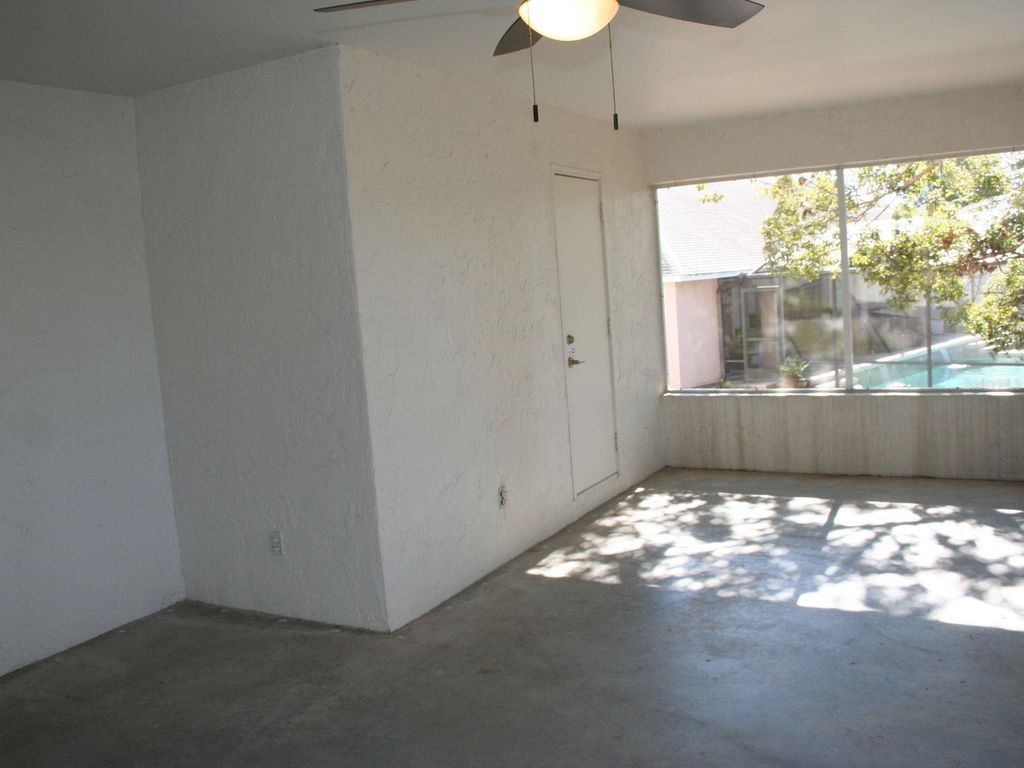 Image 34 of property listing at 130 WOOD RIDGE TRAIL, Sanford, FL 32771