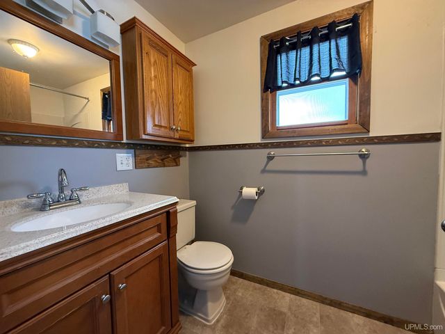 720 Hill Street, Ironwood, MI 49938