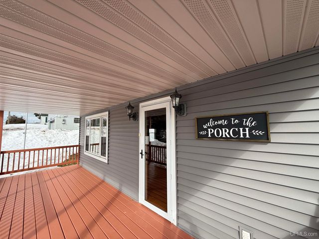 720 Hill Street, Ironwood, MI 49938