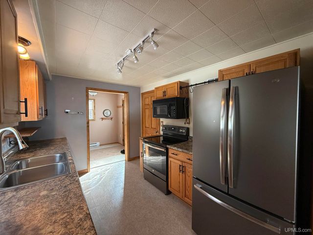 720 Hill Street, Ironwood, MI 49938