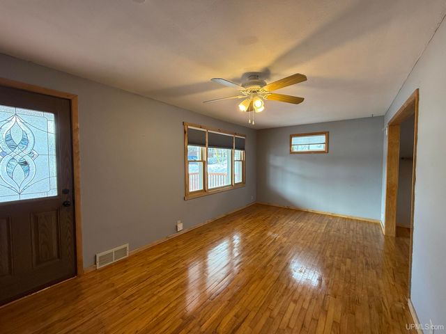 720 Hill Street, Ironwood, MI 49938