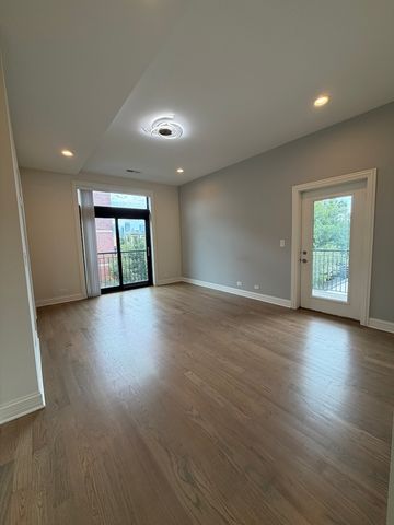 1701 W Chicago Avenue 3, Chicago, IL 60622