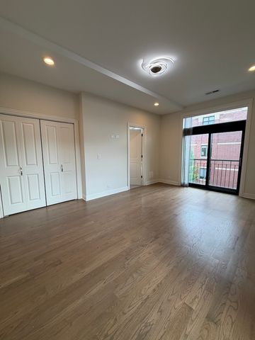 1701 W Chicago Avenue 3, Chicago, IL 60622