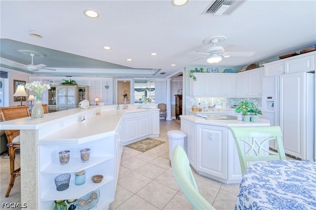 15100 Harbour Isle DR 701, Fort Myers, FL 33908