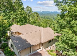 705 Overlook Drive, Flat Rock, NC 28731