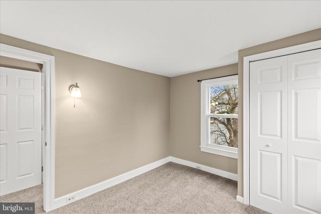 29 W GEORGE ST, York New Salem, PA 17371