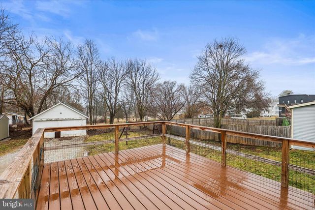 29 W GEORGE ST, York New Salem, PA 17371