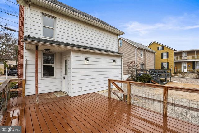 29 W GEORGE ST, York New Salem, PA 17371