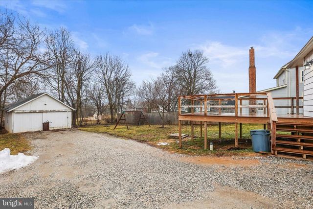 29 W GEORGE ST, York New Salem, PA 17371