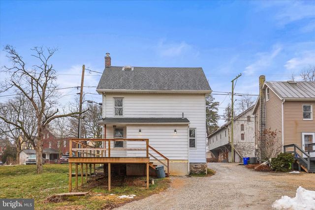 29 W GEORGE ST, York New Salem, PA 17371