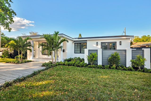 263 Alhambra Place, West Palm Beach, FL 33405