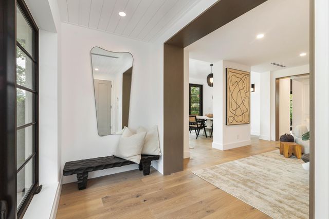 263 Alhambra Place, West Palm Beach, FL 33405