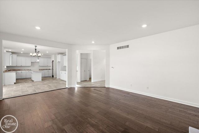 22121 Tahquamenon Court, Macomb Twp, MI 48044