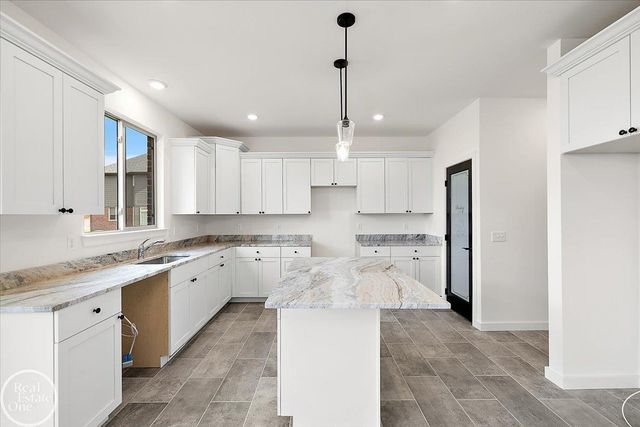 22121 Tahquamenon Court, Macomb Twp, MI 48044